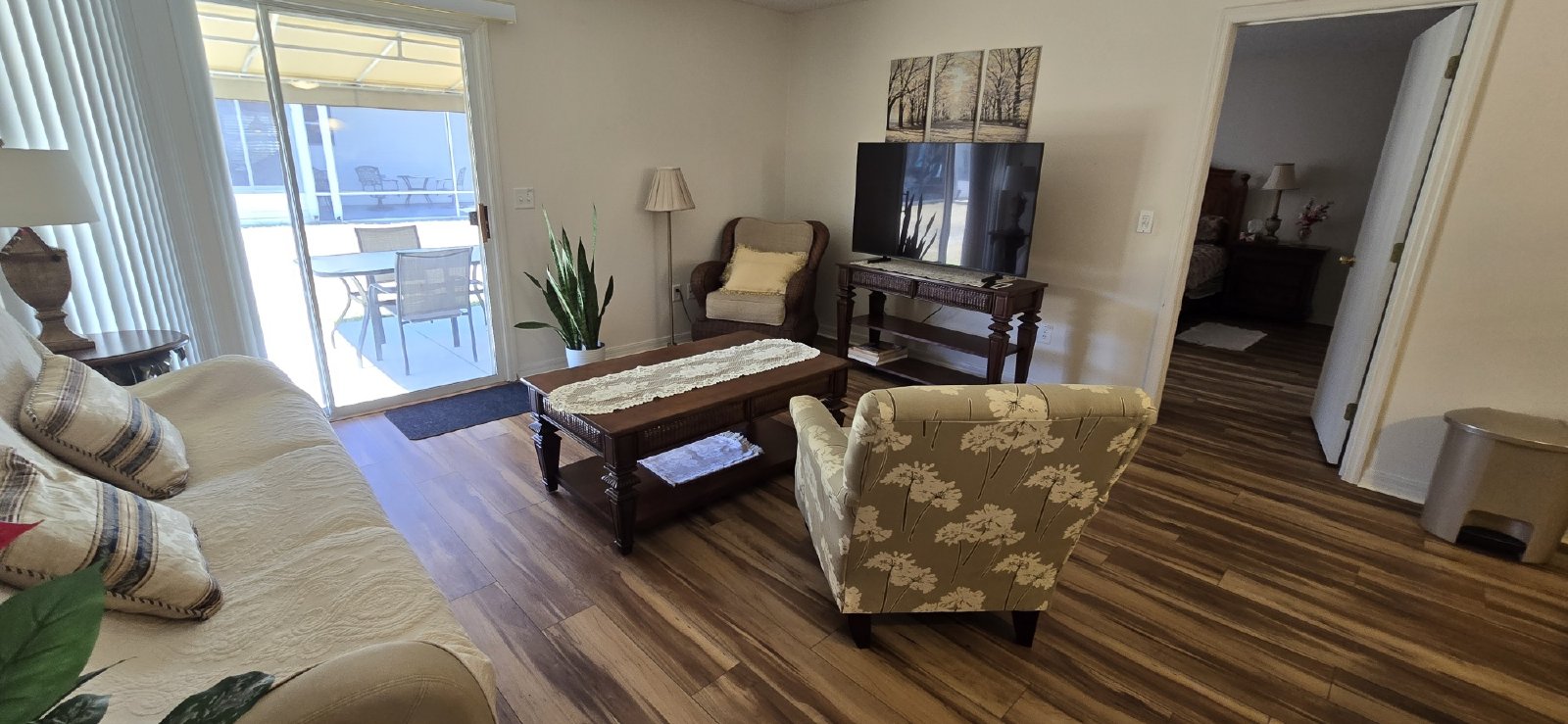 1088 Gennesse Lane property image