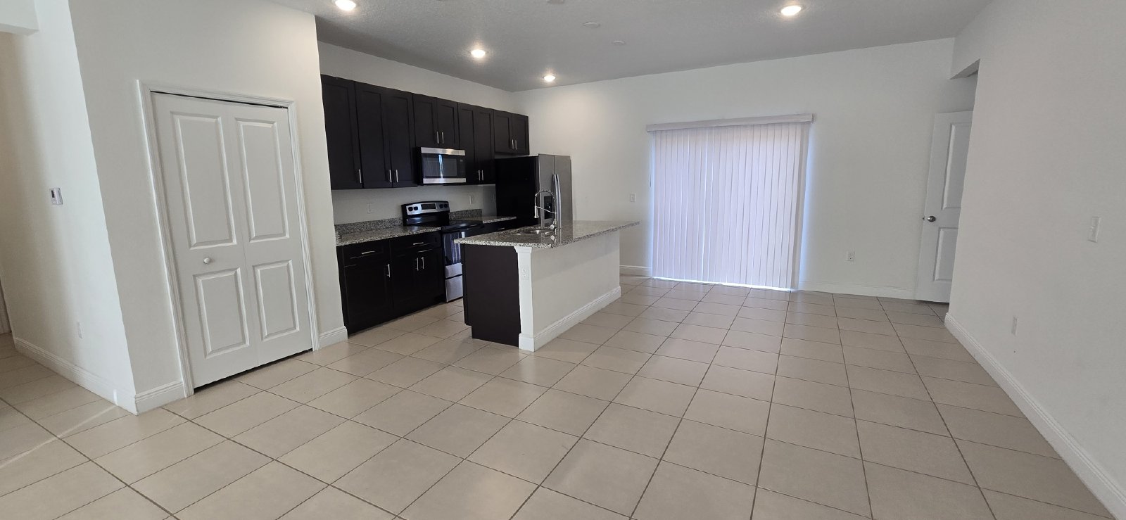 405 Marion Oaks Lane property image