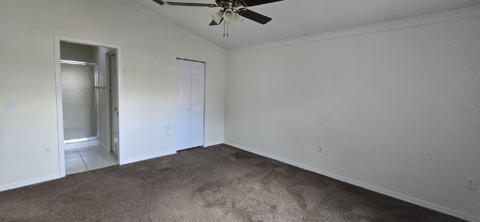 2315 NE 40th Avenue property image