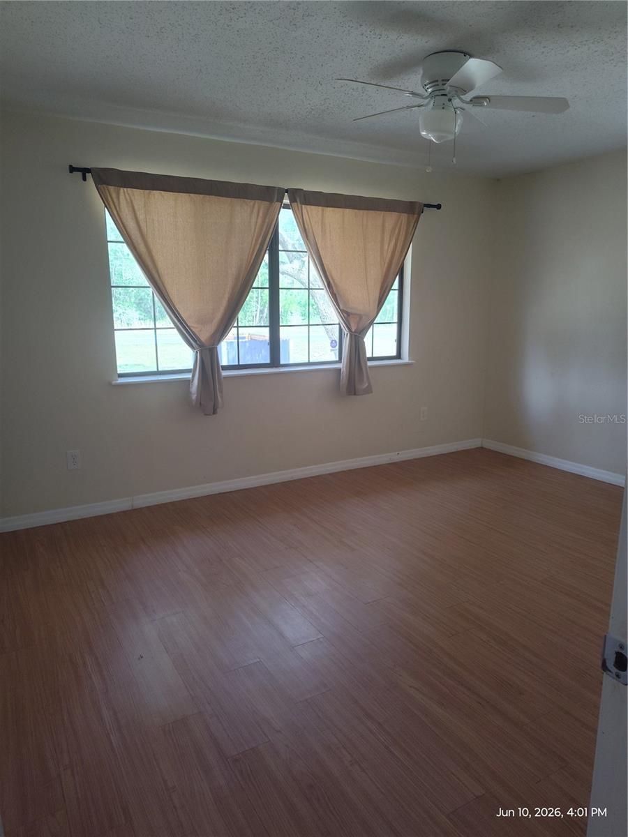 140 Bay Rd property image