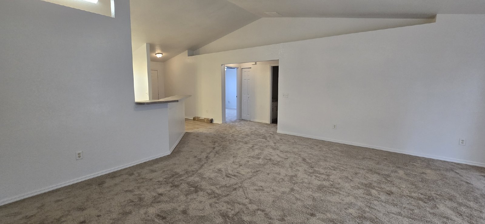 6875 SE 52nd Street property image