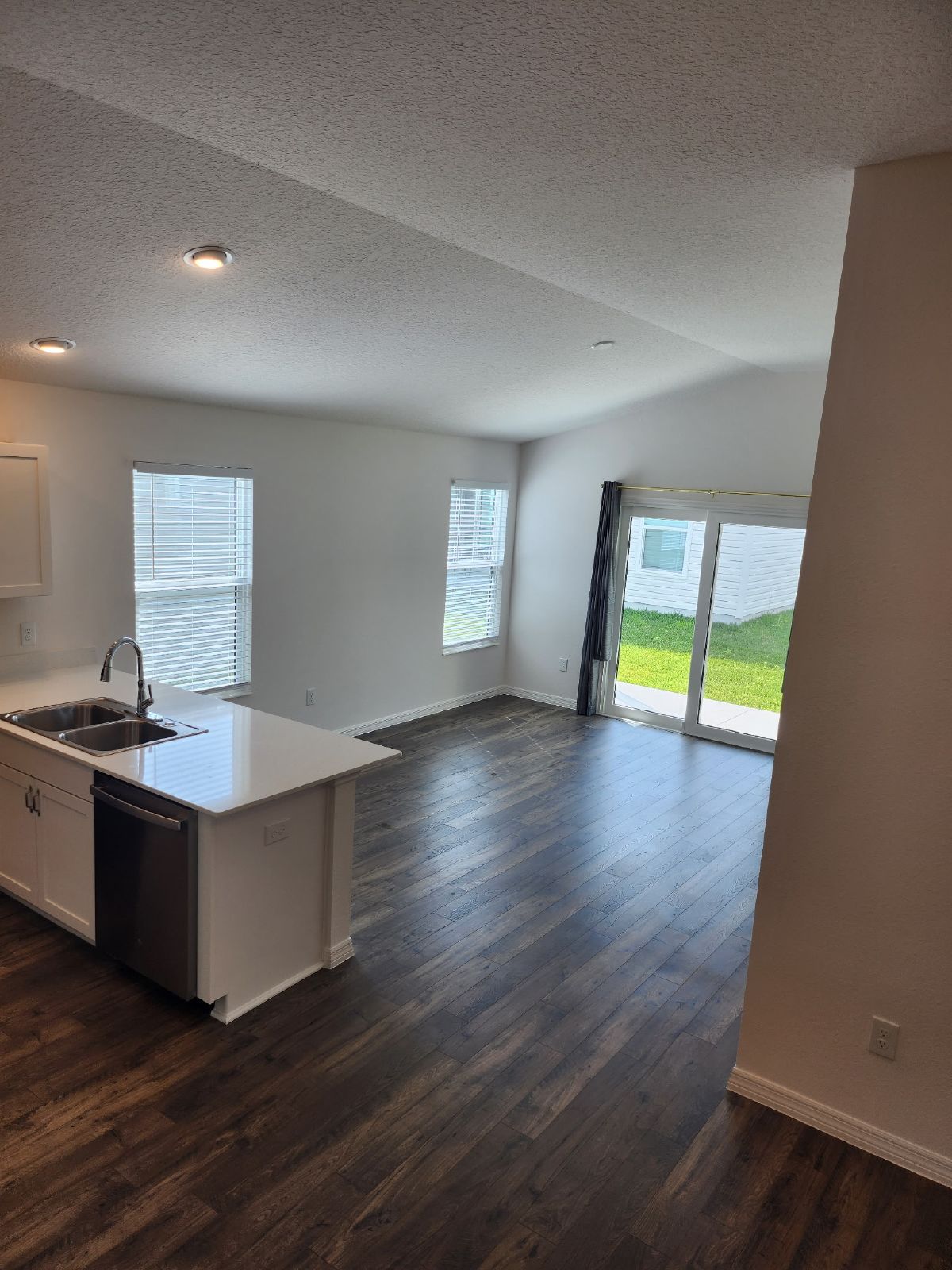 Charming unfurnished 2-Bed, 2-Bath Home in The Villages property image