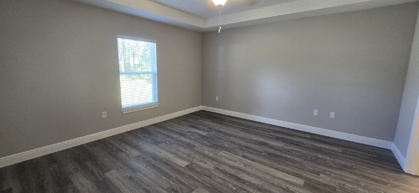 211 Oak Lane Circle property image