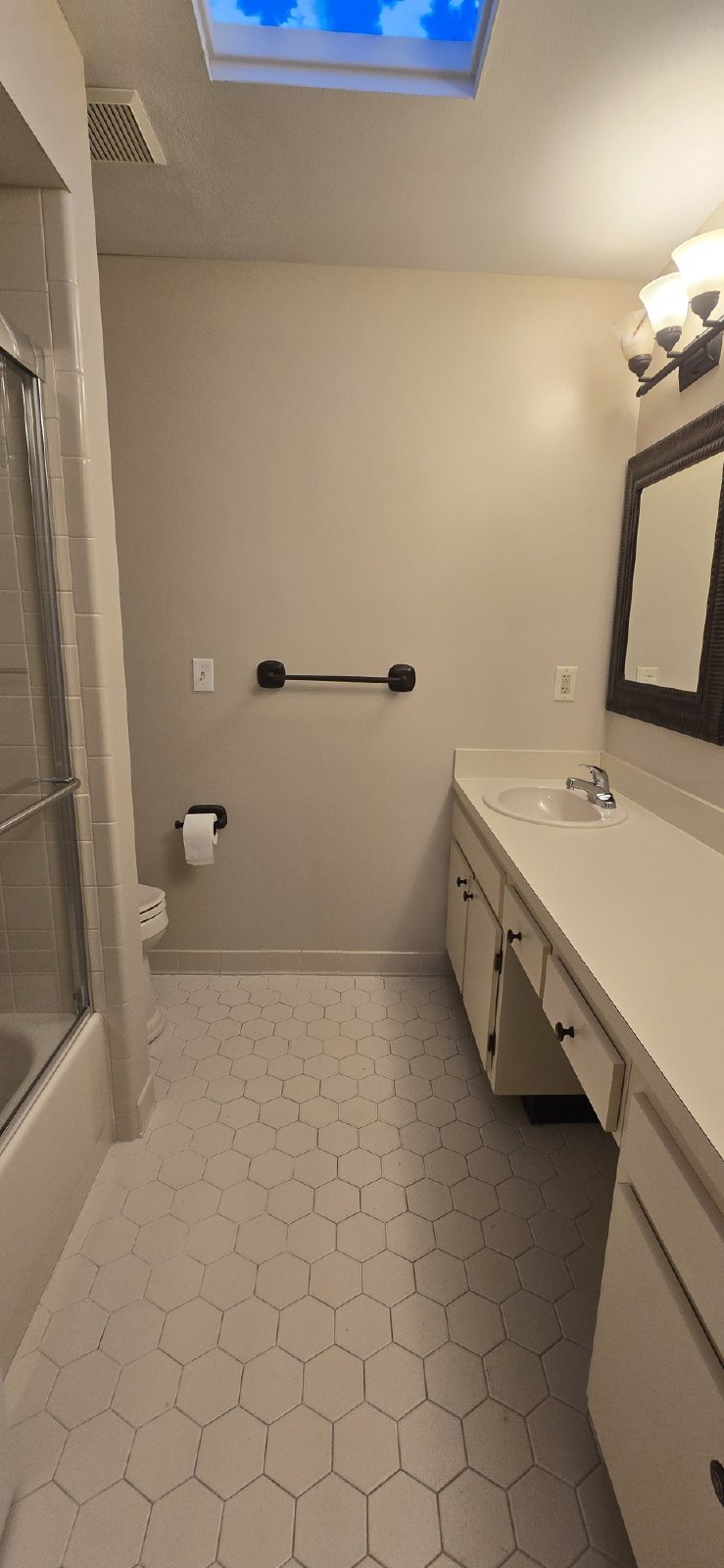 1020 NE Ave # 107 property image