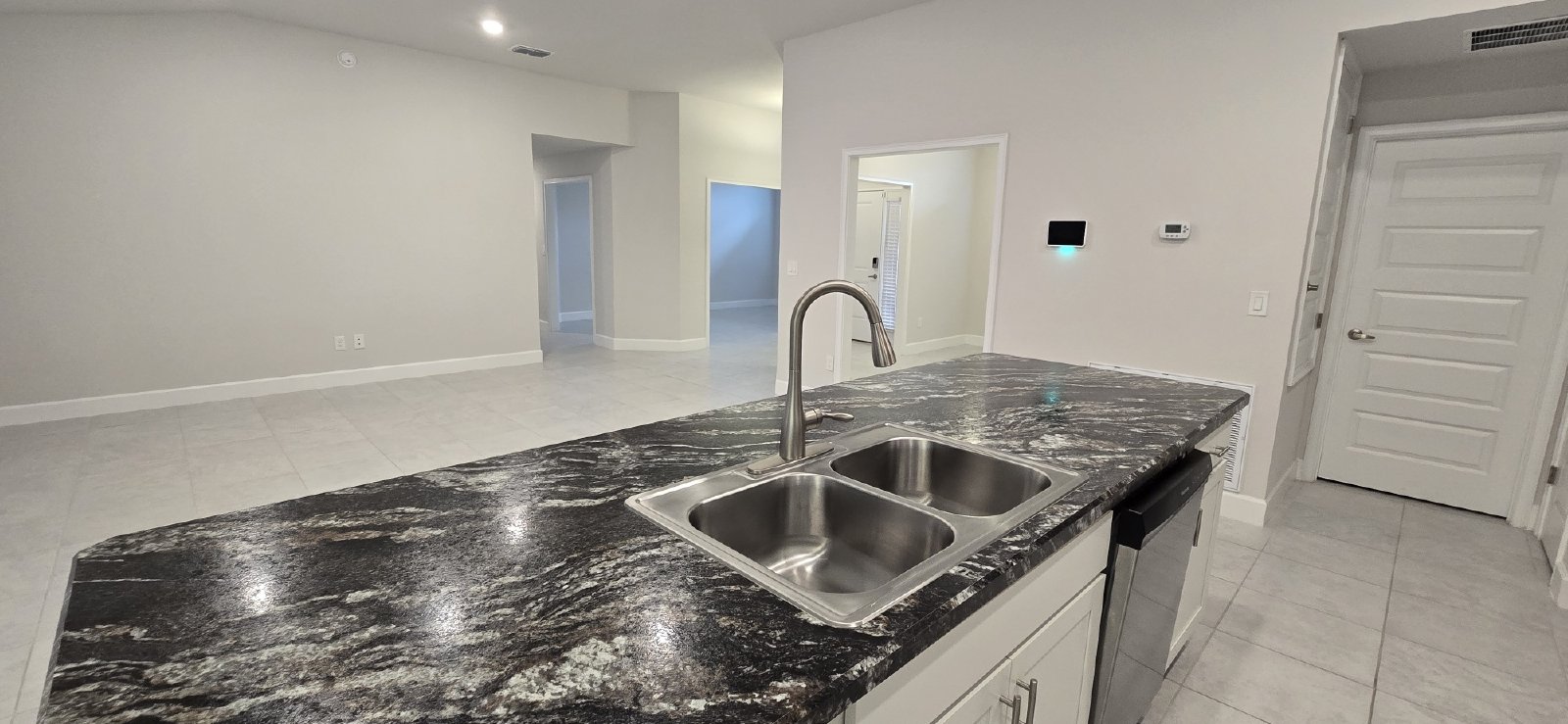 10715 SW 41st Avenue property image