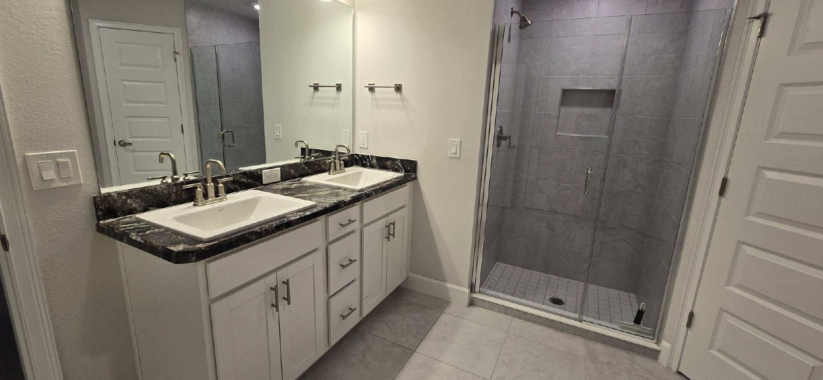 10715 SW 41st Avenue property image