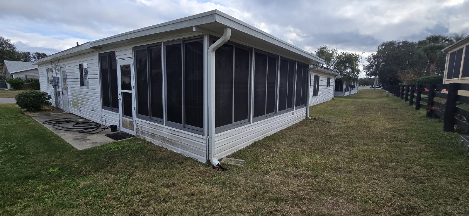 17594 SE 95th Cir property image